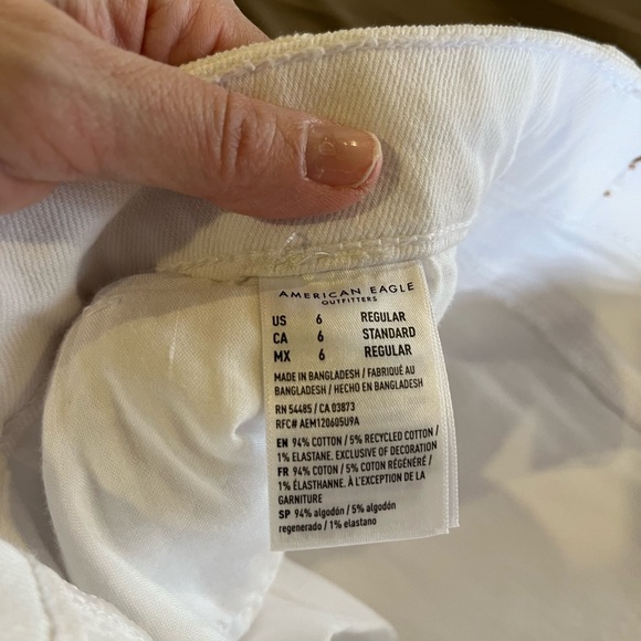 American Eagle mom jeans - Picture 3 of 3